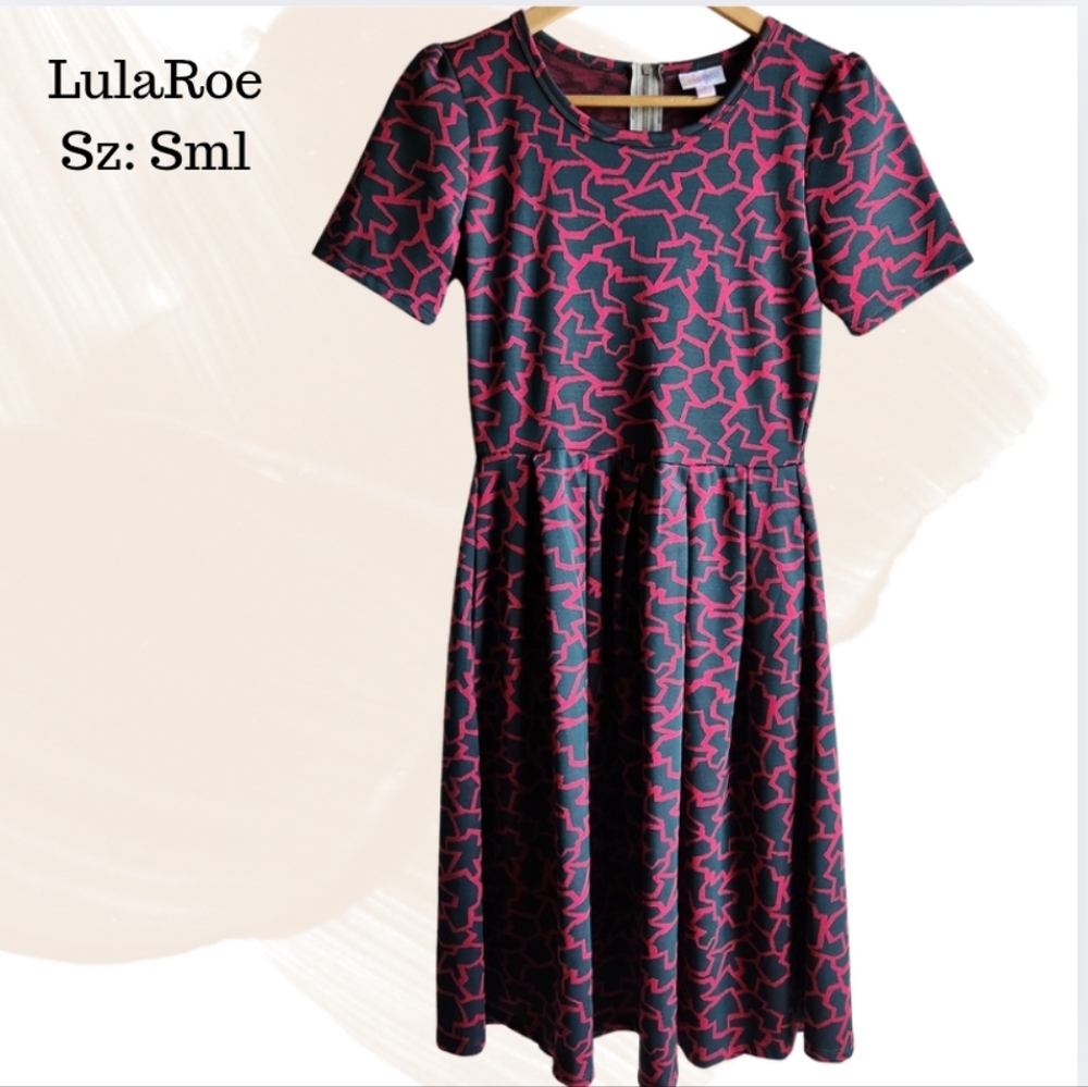 LuLaRoe Amelia Dress Pink Navy Geometric Print | Pockets Stretch | Size S